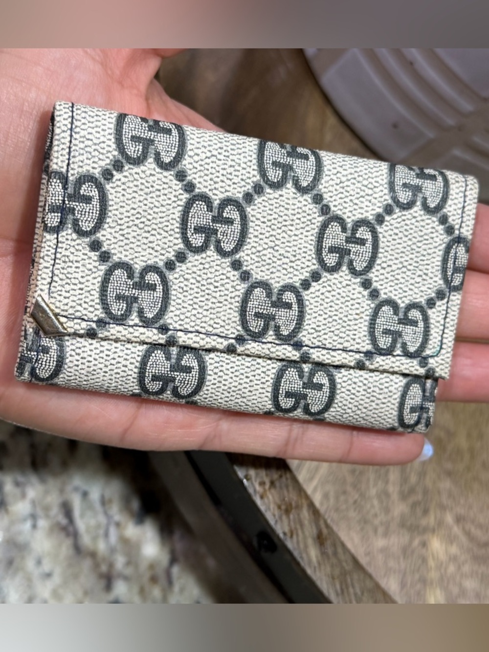 Vintage Gucci Canvas Monogram Wallet, makeup bag & Pouches - Picture 12 of 16